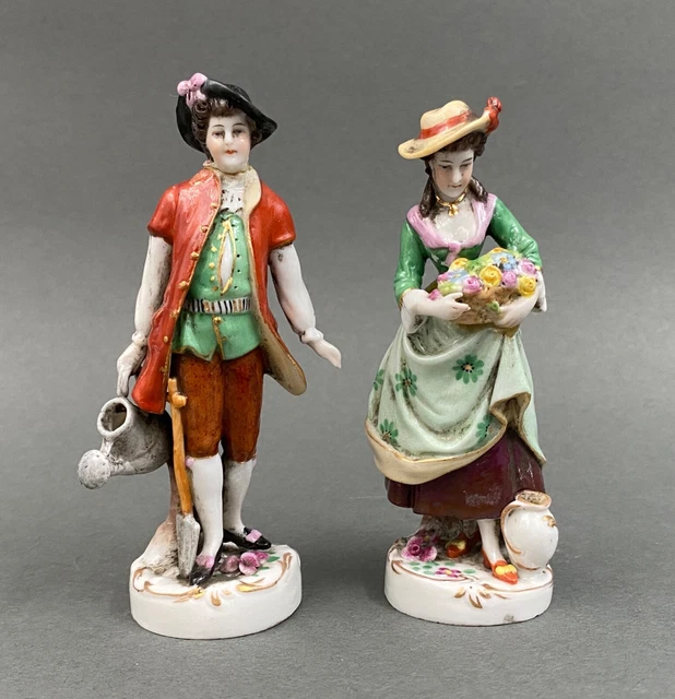 Paire De Sujets En Porcelaine De Paris Biscuit Polychrome Fin Xixeme M1113