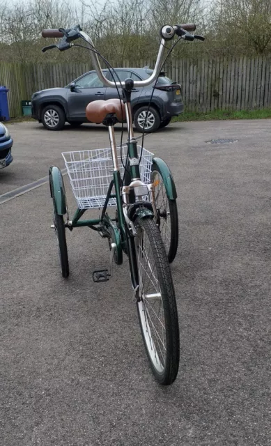 Tri mantis clearance concept trike