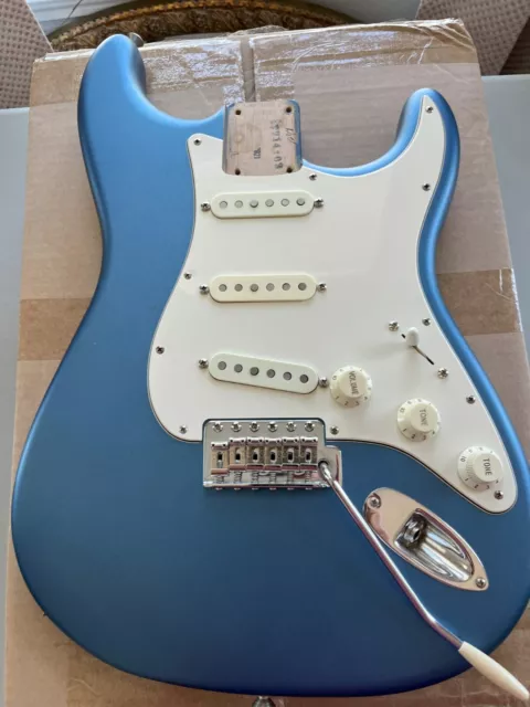 American Performer Fender Stratocaster Strat, 2021 LOADED BODY, USA LPB