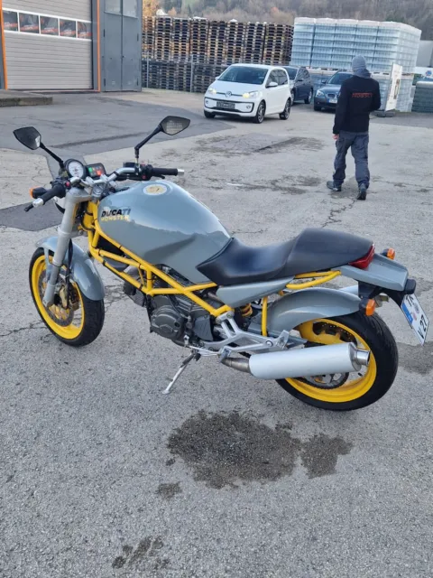 Ducati 4