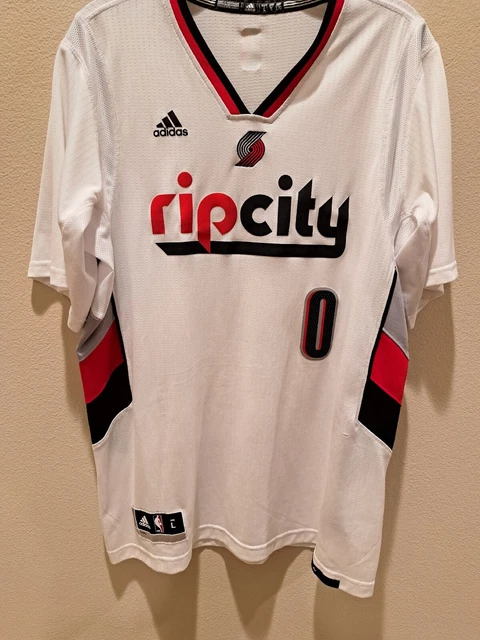 adidas Men's White RIP CITY #0 Damian Lillard V-neck Short Sleeve NBA  Jersey XL