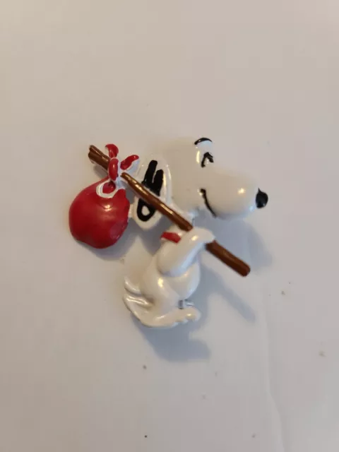 Htf Vintage Peanuts Snoopy Gold Tone 1950S Hitchhiking Runaway Enamel Brooch Pin