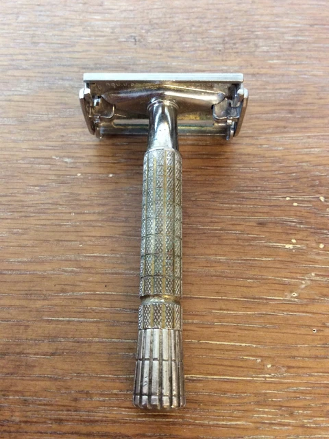Vintage Gillette Flare Tip Super Speed DE Safety Razor