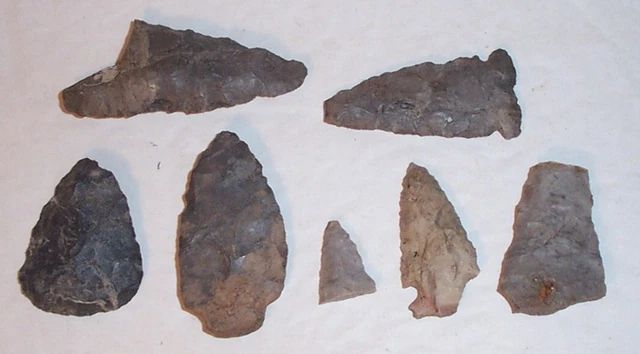 Vintage Native American Arrow Heads, Collectible Weapon