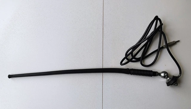 Antenne Autoradio Passive Flexible En Caoutchouc – Antenne AM/FM Voiture Avec Amplificateur Intégré & Signal Puissant