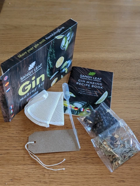 Kit per fare gin - Crea il tuo gin a casa in meno di una settimana! di Sandy Leaf Farm