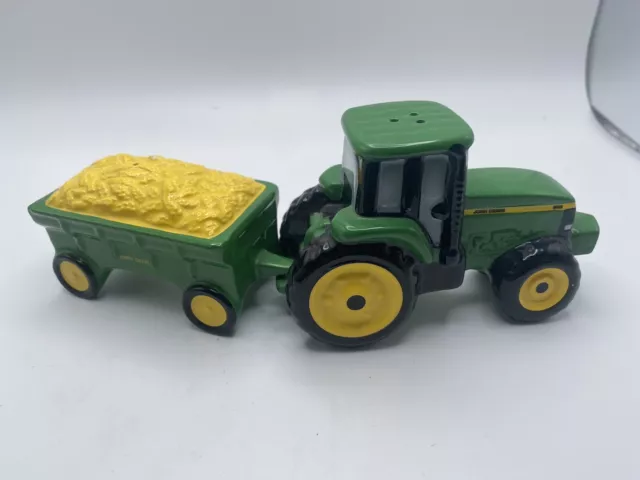 1998 John Deere Tractor And Wagon Ceramic Salt And Pepper Shaker Set