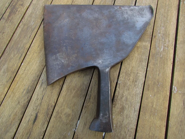 Ancien Hachoir En Acier Forgé – Hachoir De Boucher – Outil Vintage