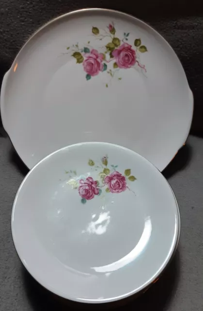 Ensemble plat et ses 10 assiettes à dessert, porcelaine de Limoges