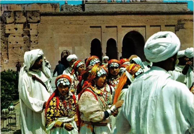 CPM AK Dancers & Palaces Ancient Morocco (751401)