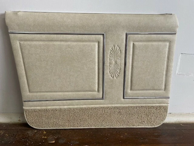 HOLDEN HG PREMIER SEDAN Reproduction Door Trims, Interiors.