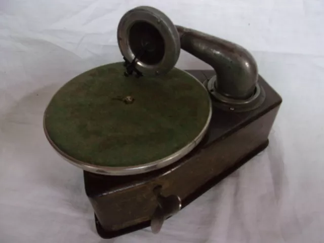 PHONOGRAPHE Phono jouet en bois avec son meuble 2