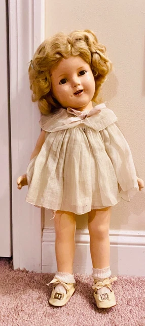 Beautiful Early Shirley Temple 1930s Ideal Marked 18” Composition Doll