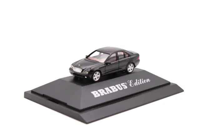 Mercedes-Benz C-Klasse (W203)  Schwarz - Brabus Edition - HERPA 1:87 OVP