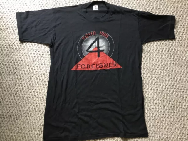 VINTAGE CONCERT T SHIRT - " FOREIGNER 4 " RARE 1981 Never Worn