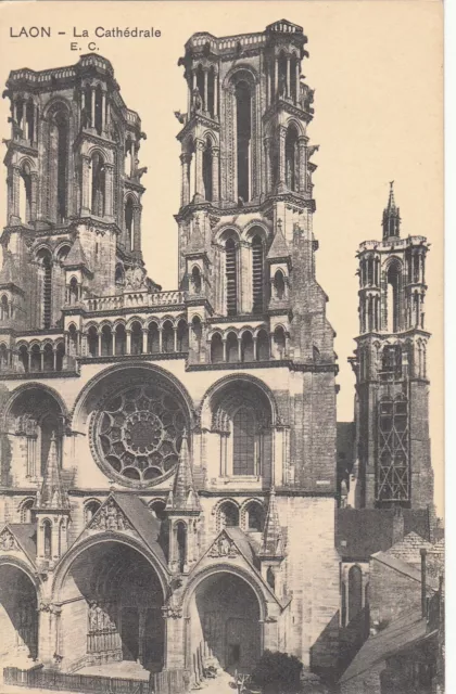 Carte postale ancienne AISNE LAON la cathédrale E.C.