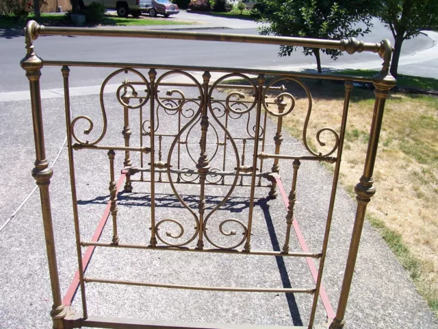 Late 1800's Victorian ANTIQUE Beautiful Brass Bed (full size) AS-IS