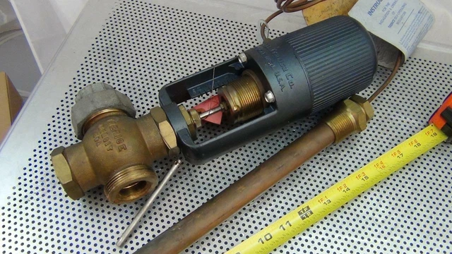 Trerice No. 91400 Temperature Regulator - Never Installed