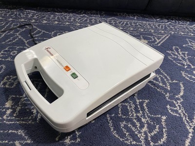 toastmaster family waffle baker model 287