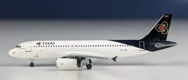 Aeroclassics AC419809 Thai Airways Airbus A320-200 HS-TXA Diecast 1/400 Model