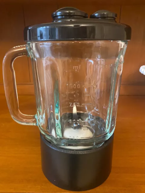 https://www.picclickimg.com/CFQAAOSwRZVkXumF/Kitchen-Aid-Blender-40oz-Replacement-Glass-Pitcher-Jar.webp