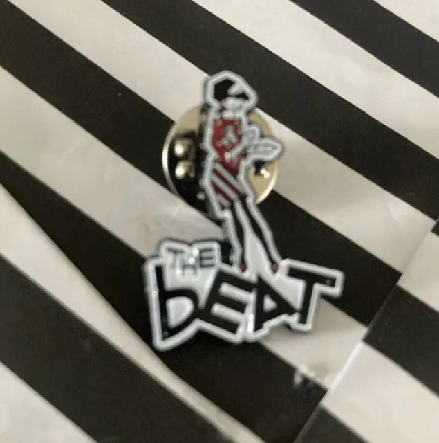 The Beat 2Tone Pin Badge SKA, Walt Jabsco, Go Feet, Madness, Specials, Selecter. 2