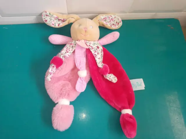 23.04.03.1 Doudou peluche Baby nat' lapin rose poupi