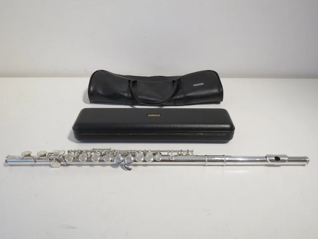 Yamaha Japan YFL-211 Silver Plated Flute Outfit - Ideal Student Flute