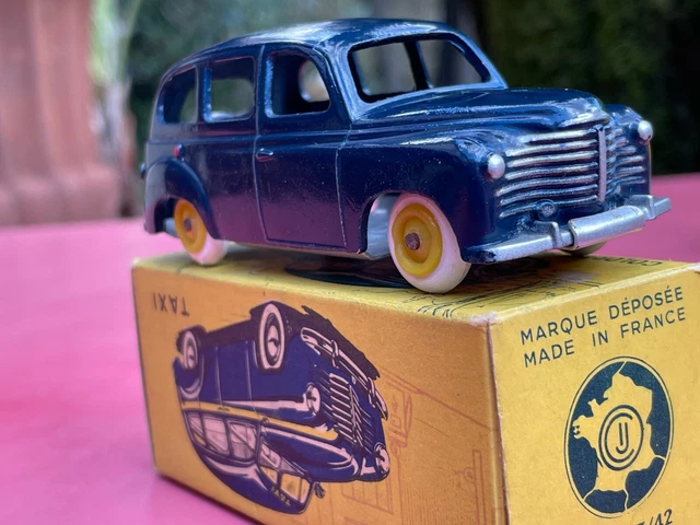 CIJ Renault Prairie TAXI en boite d'origine réf 3/45 ORIGINAL