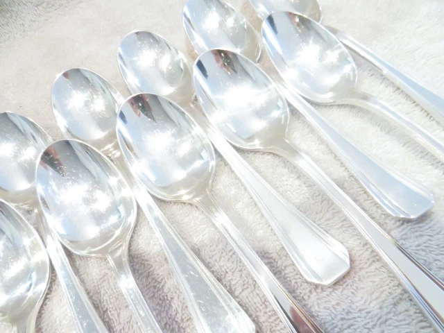 Mid 20th c French silver-plated 10 dessert spoons Christofle Boreal 18cm