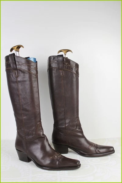 Bottes Tout Cuir Marron Clouté Tige Souple T 39 TBE