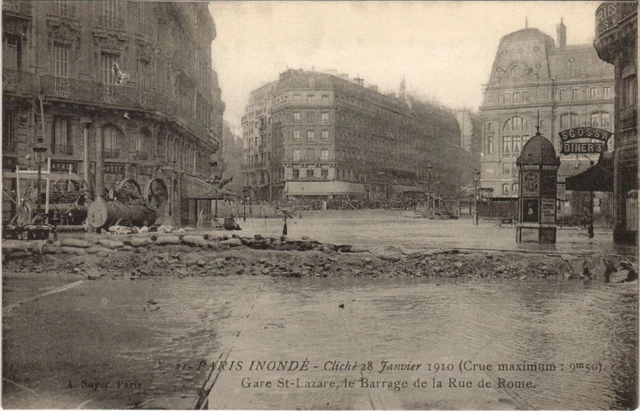 CPA Inondations 1910 PARIS Gare St-Lazare Barrage de la rue de Rome (996608)