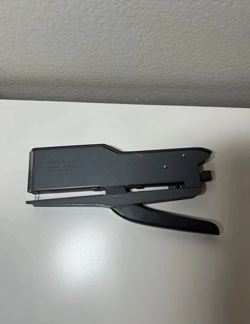 Stapler A Plier Zenith 551