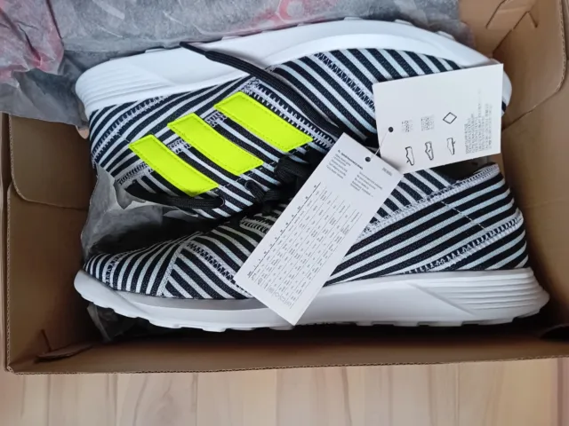 Adidas Nemeziz 17.4TR schwarz/weiss