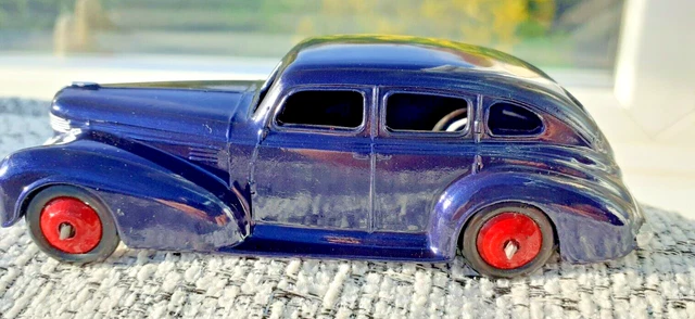 Dinky Toys GB N°39E Chrysler Royal Sedan 1/43 - Verte - Occasion