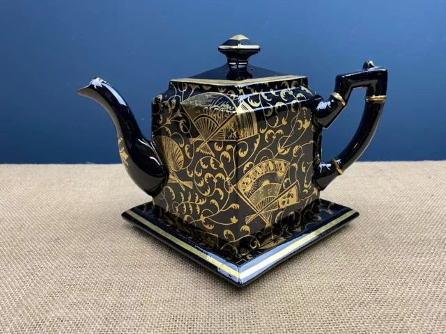 Vintage Antique Black & Gilt Gold Chinese Design Teapot Tea Pot & Stand