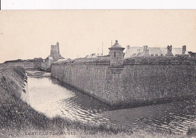 CPA 50 VAL DE SAIRE Env Cherbourg Barfleur Quettehou ST VAAST LA HOUGUE Le Fort