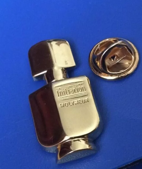 pin's lapel pins vintage PARFUM initiation de MOLYNEUX Paris France TTBE  doré