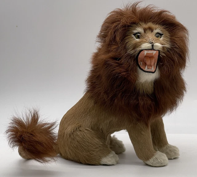 VINTAGE TAXIDERMY MINIATURE Lion Sitting Roaring Real Fur Figurine