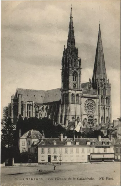 CPA Chartres Les Fleches de la Cathedrale FRANCE (1154971)