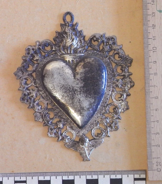 Kleines antikes Votivherz - Ex Voto - Votivgabe - Flammendes Herz