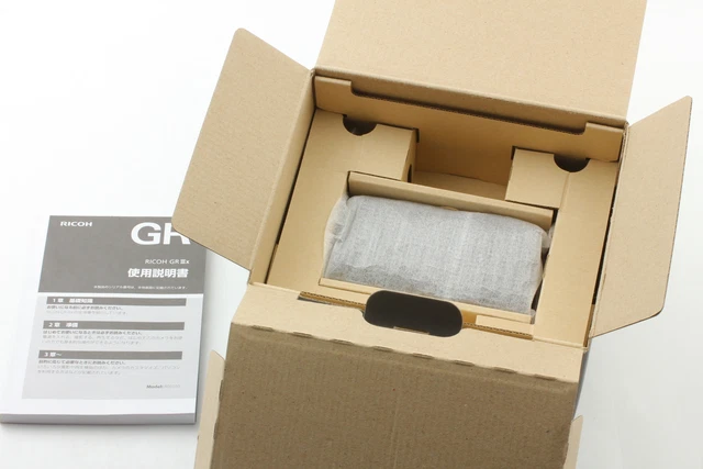 [Top MINT in Box] Ricoh GR IIIx III x 24.0MP Compact Digital Camera  From JAPAN 3