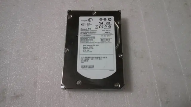 Seagate ST3300555SS 9DJ066-050 300GB 15K RPM 3Gb/s 3.5" SAS HDD Hard Drive