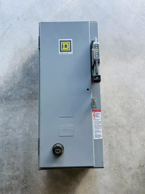 SQUARE D  8538SBG113V02SX10 Size 0 Fusible Combination Starter  3 Phase Indoor