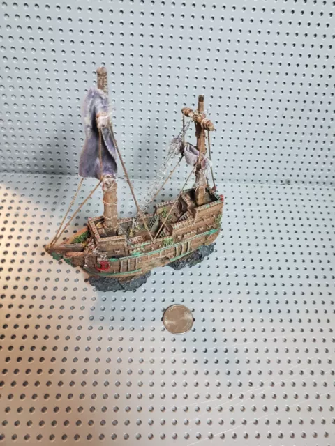Aquarium Sunk Ship Wreck pirate ship Decoration Vessel Tank Ornament-vintage