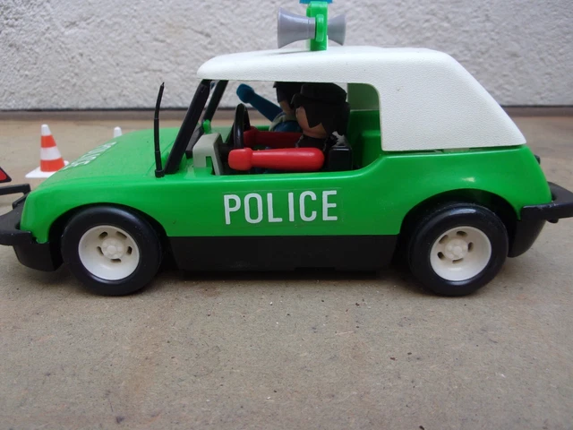 PLAYMOBIL VOITURE VERTE EUR 22,00 - FR