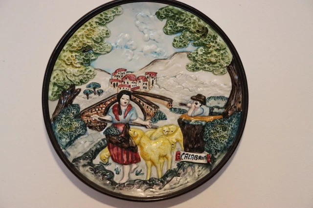 Piatto artistico in ceramica CALABRIA - circonferenza cm 27