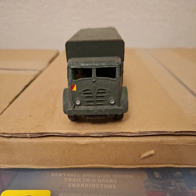 Dinky Toys 622 Foden 10-ton Army Truck from 1954 - a photo on