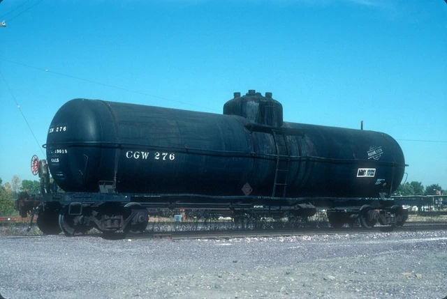 CNW  CGW  Tank Car  276                    1989       Original Kodachrome slide