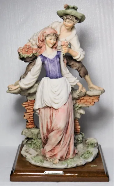 Giuseppe Armani Italy Porcelain Statue Figurine 1981 YOUNG LOVERS